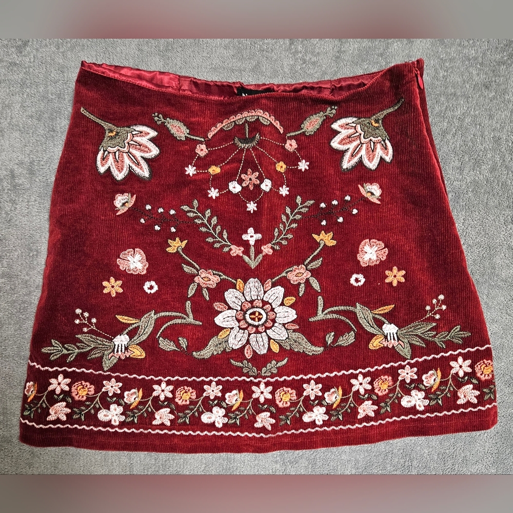 Blue Pepper Mountain High Embroidered Corduroy Boho Hippie Flower Mini Skirt Sm.